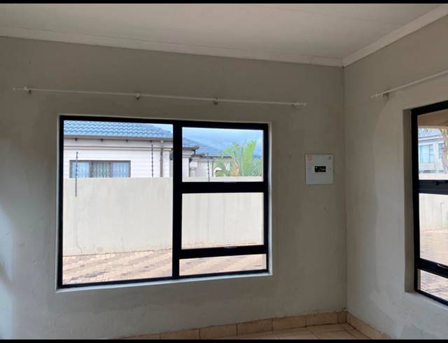 3 BEDROOM PROPERTY TO RENT IN CHROOM PARK